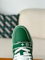 LOUIS VUITTON TRAINER VELCRO SNEAKERS - Image 10