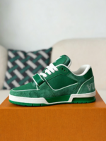 LOUIS VUITTON TRAINER VELCRO SNEAKERS - Image 4