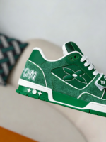 LOUIS VUITTON TRAINER VELCRO SNEAKERS - Image 7