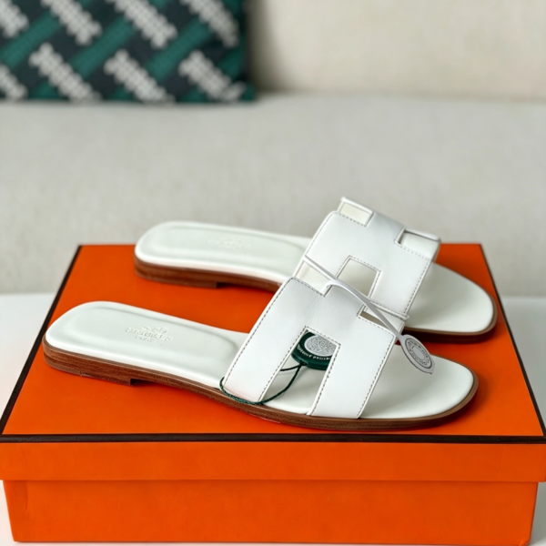 Hermes Oran Slipper