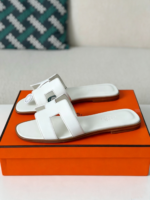 Hermes Oran Slipper - Image 2