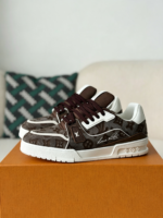 LOUIS VUITTON TRAINER SNEAKERS - Image 2