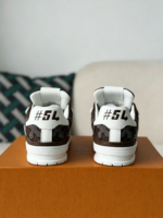 LOUIS VUITTON TRAINER SNEAKERS - Image 3