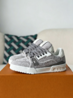 LOUIS VUITTON TRAINER SNEAKERS - Image 2