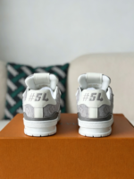 LOUIS VUITTON TRAINER SNEAKERS - Image 3
