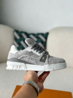 LOUIS VUITTON TRAINER SNEAKERS - Image 6