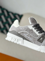 LOUIS VUITTON TRAINER SNEAKERS - Image 7