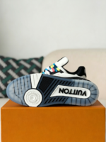 LOUIS VUITTON TRAINER SNEAKERS - Image 8