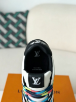 LOUIS VUITTON TRAINER SNEAKERS - Image 10