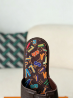 LOUIS VUITTON PORTOFINO SLIPPERS - Image 9