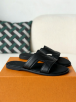 LOUIS VUITTON OASIS SLIPPERS