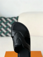 LOUIS VUITTON OASIS SLIPPERS - Image 8