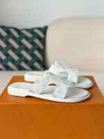 LOUIS VUITTON OASIS SLIPPERS