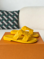 LOUIS VUITTON OASIS SLIPPERS