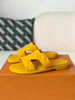 LOUIS VUITTON OASIS SLIPPERS - Image 3