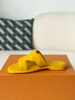 LOUIS VUITTON OASIS SLIPPERS - Image 10