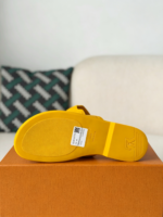 LOUIS VUITTON OASIS SLIPPERS - Image 8