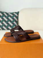 LOUIS VUITTON OASIS SLIPPERS - Image 3