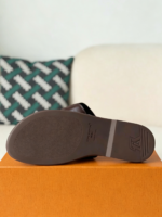 LOUIS VUITTON OASIS SLIPPERS - Image 6