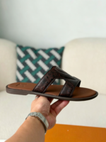 LOUIS VUITTON OASIS SLIPPERS - Image 7