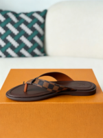 LOUIS VUITTON FLIP-FLOPS - Image 5