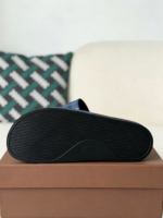 Burberry Slippers - Image 5