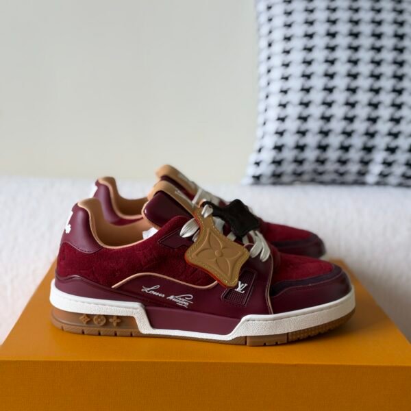 LOUIS VUITTON TRAINER SNEAKERS