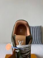LOUIS VUITTON TRAINER SNEAKERS - Image 10