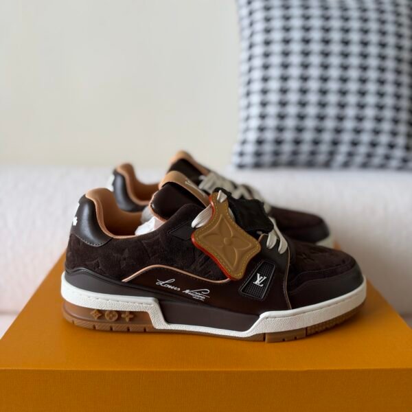 LOUIS VUITTON TRAINER SNEAKERS