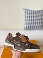 LOUIS VUITTON TRAINER SNEAKERS - Image 7