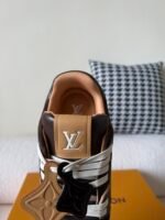 LOUIS VUITTON TRAINER SNEAKERS - Image 9