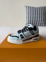 LOUIS VUITTON TRAINER SNEAKERS - Image 5