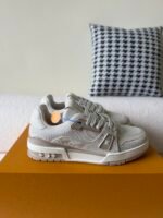 LOUIS VUITTON TRAINER SNEAKERS