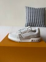 LOUIS VUITTON TRAINER SNEAKERS - Image 5