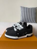 LOUIS VUITTON TRAINER SNEAKERS - Image 3