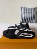 LOUIS VUITTON TRAINER SNEAKERS - Image 6