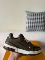 LOUIS VUITTON TRAINER SNEAKERS - Image 7