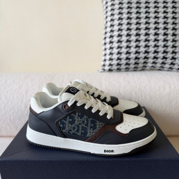 DIOR B27 UPTOWN LEATHER SHOES