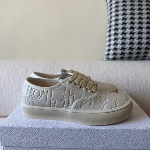 Dior Saltwind Collection Flat Round-Toe Casual Shoes