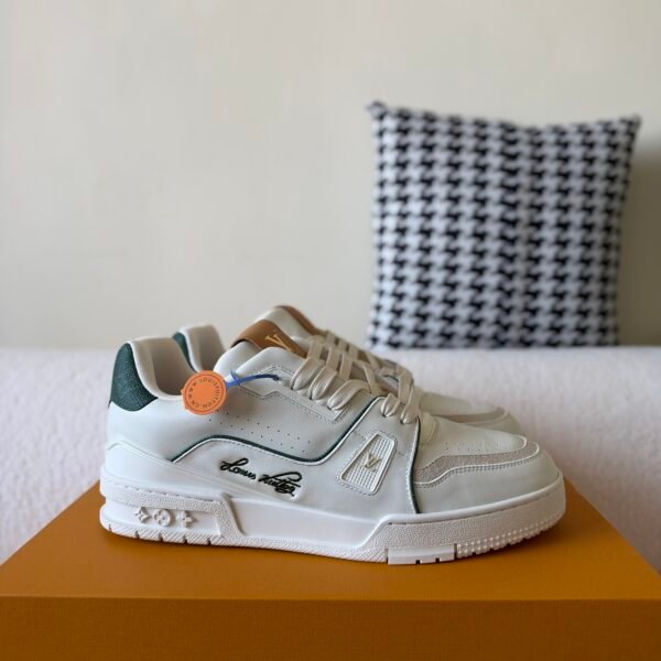 LOUIS VUITTON TRAINER SNEAKERS