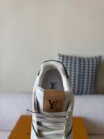 LOUIS VUITTON TRAINER SNEAKERS - Image 7