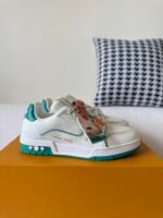 LOUIS VUITTON TRAINER SNEAKERS