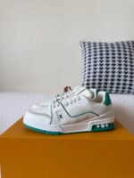 LOUIS VUITTON TRAINER SNEAKERS - Image 3