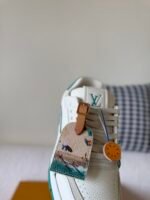 LOUIS VUITTON TRAINER SNEAKERS - Image 11