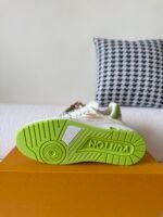 LOUIS VUITTON TRAINER SNEAKERS - Image 5