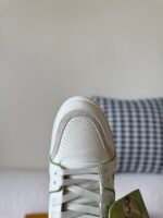 LOUIS VUITTON TRAINER SNEAKERS - Image 11